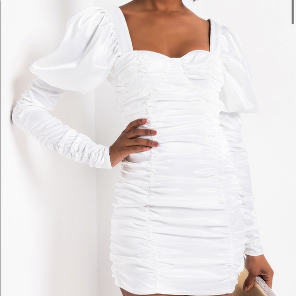 Mini Dress Akita Size Medium - Picture 1 of 4